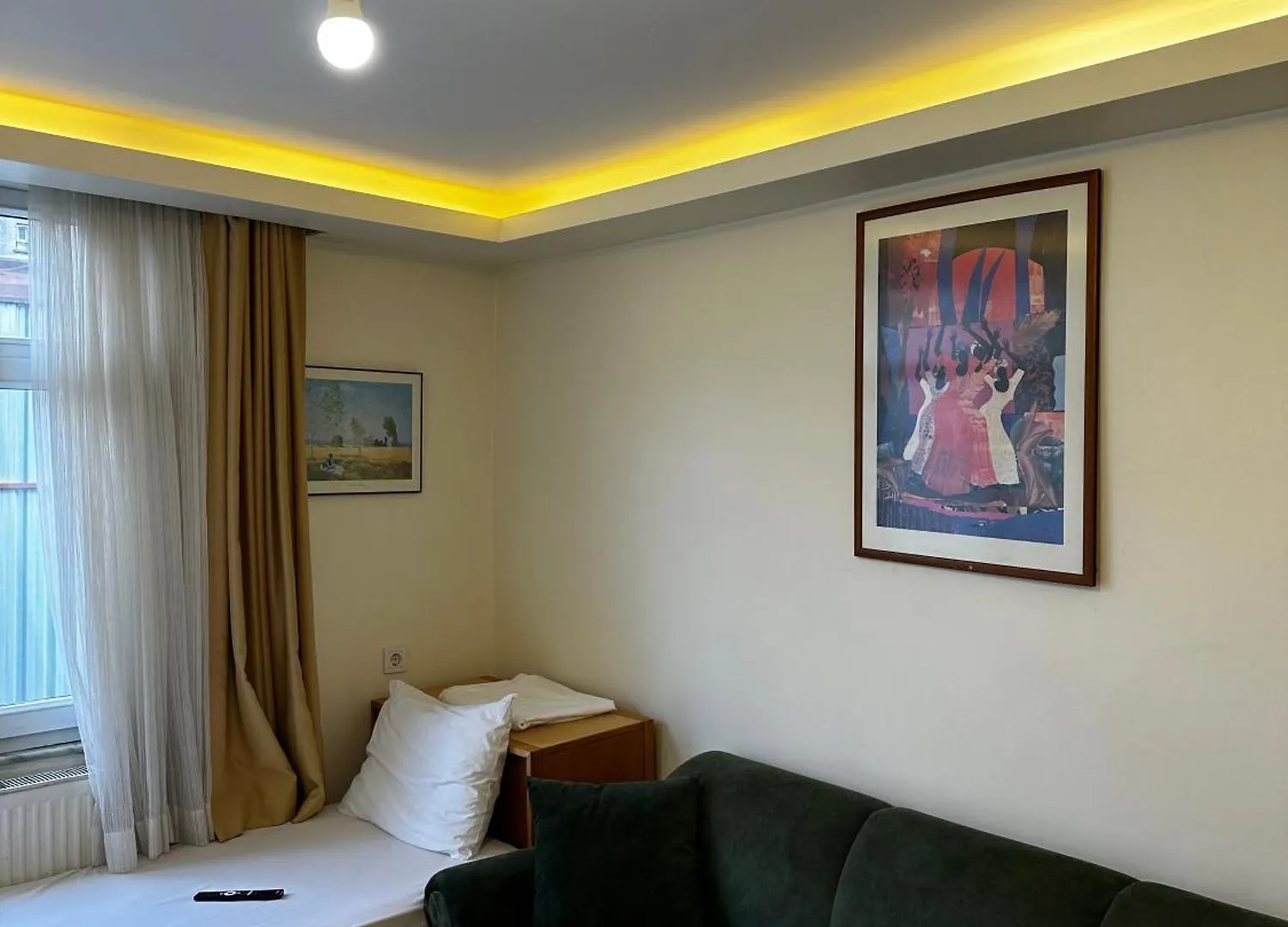 Istanbul Prens Hotel 3*,