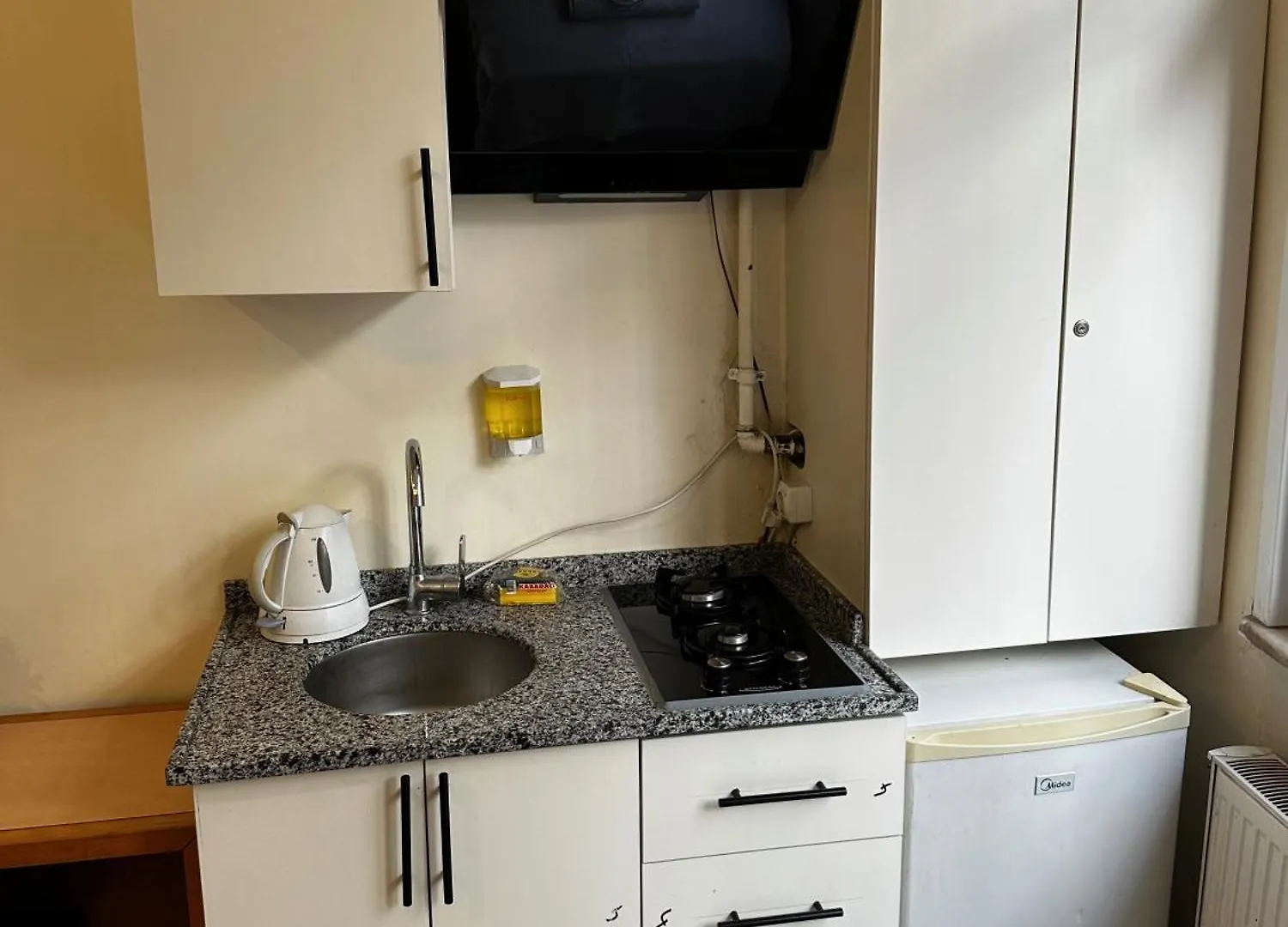 Istanbul Prens Hotel 3*,